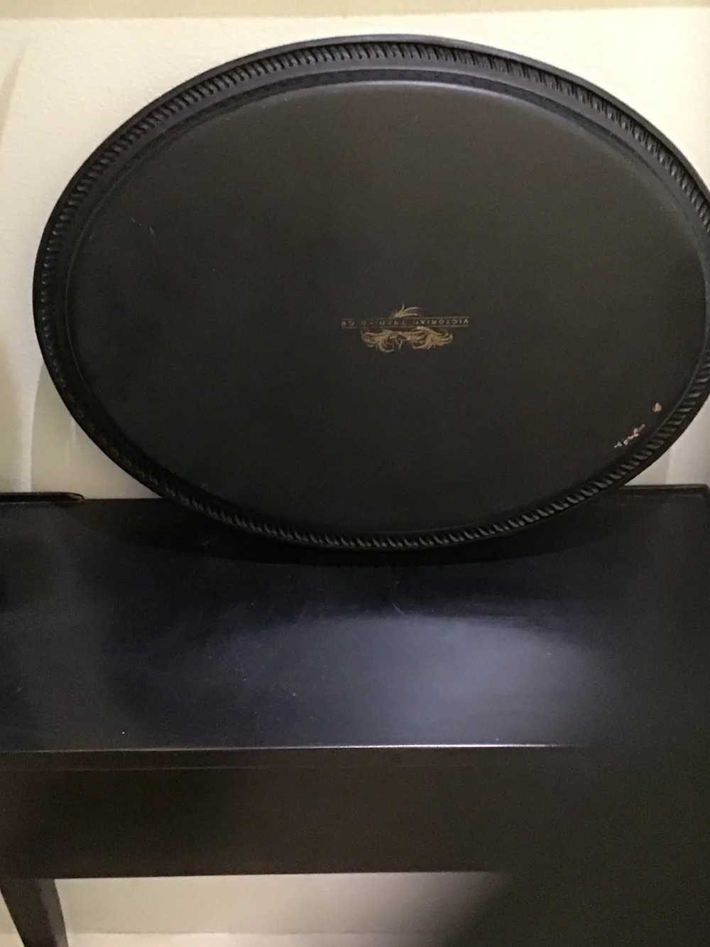 Vintage Floral Oval Wall Tray -Victorian Trading C Black with Multicolor Bouquet